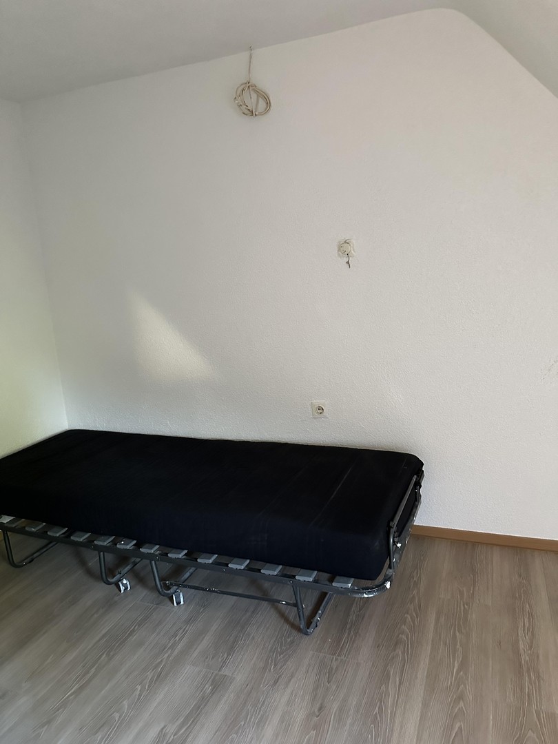 Gewerblich genutzte 4 Zimmer Wohnung an Firmen in 71570 Oppenweiler zu vermieten. – Oppenweiler – Vorschaubild 5