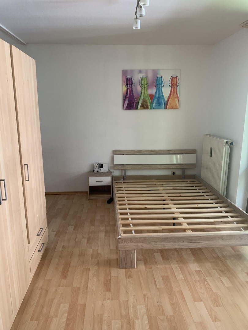 Charmante, modernisierte 1-Zimmer-Wohnung mit Wohlfühlcharakter – Heilbronn – Vorschaubild 3