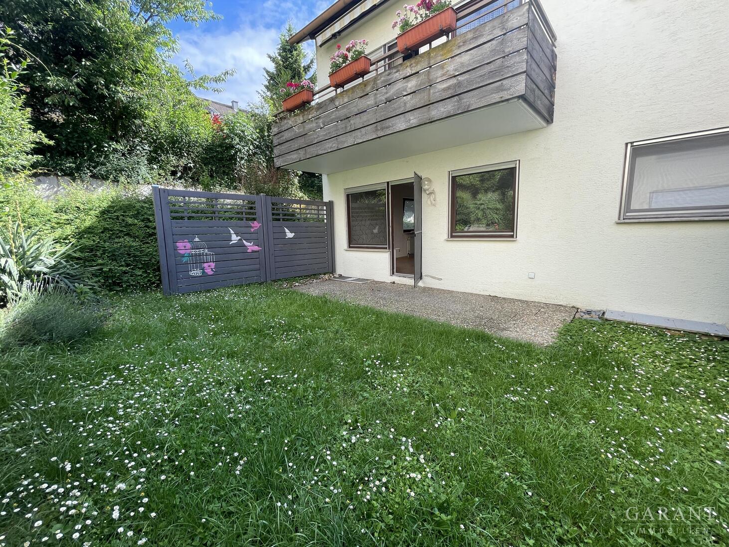 * Charmante 4 Zimmer-Wohnung mit Terrasse inkl. Garage * Sofort frei * Im schönsten Weinort *