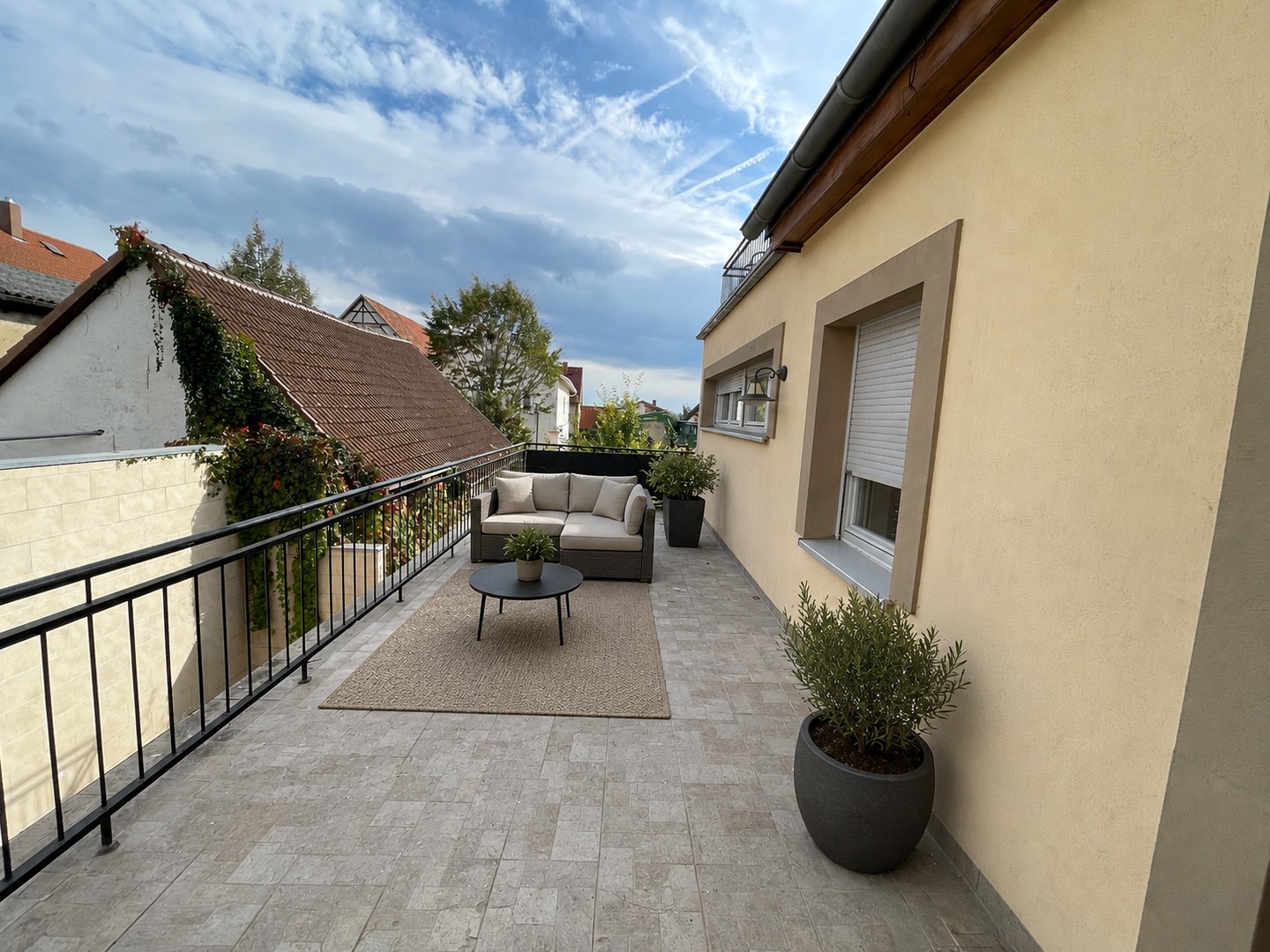 Großzügige 3-Zimmer-Wohnung mit mega Terrasse in Sinsheim-Hilsbach