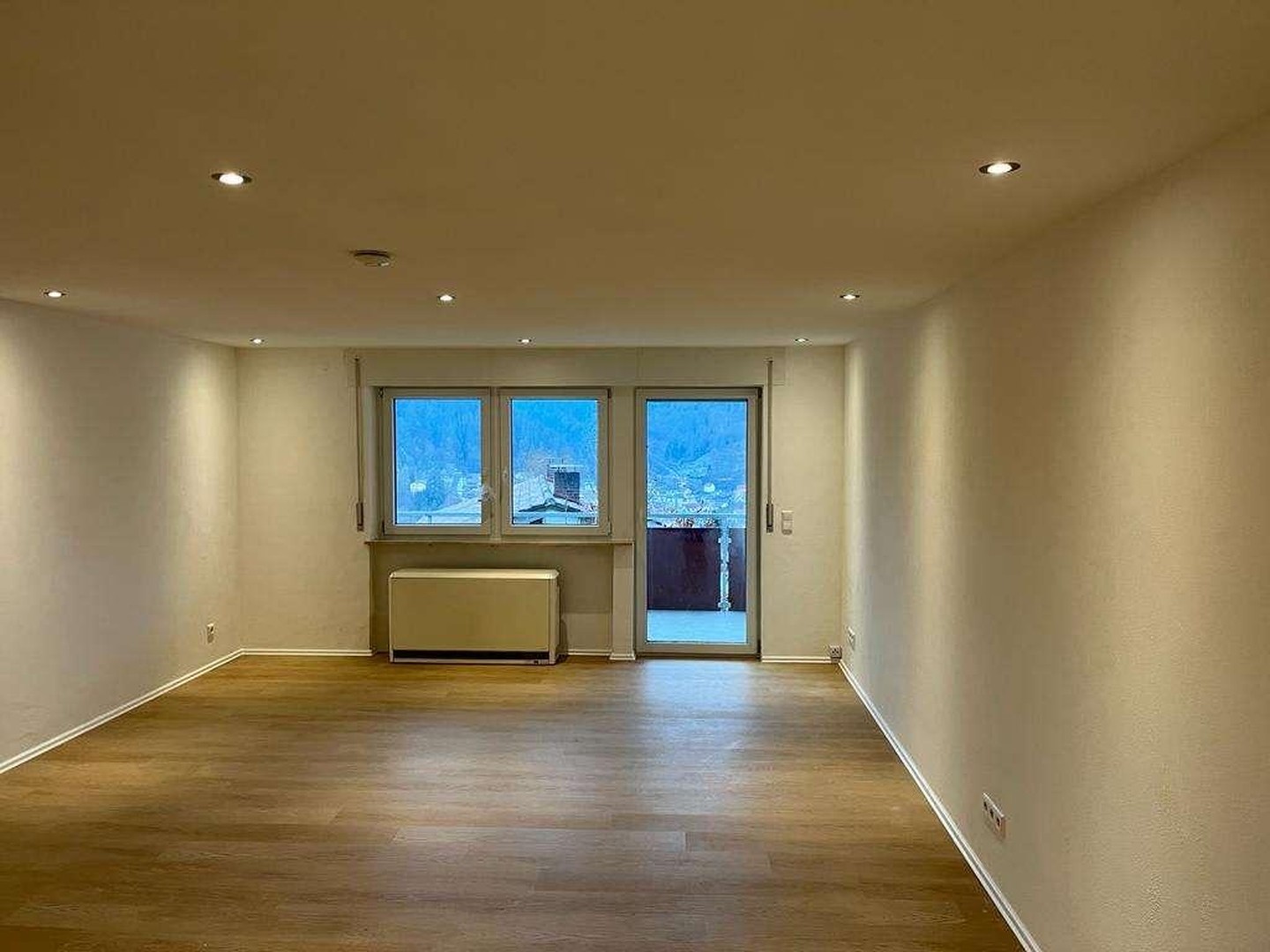 Renovierte Wohnung mit Burgblick – Bad Liebenzell – Vorschaubild 3