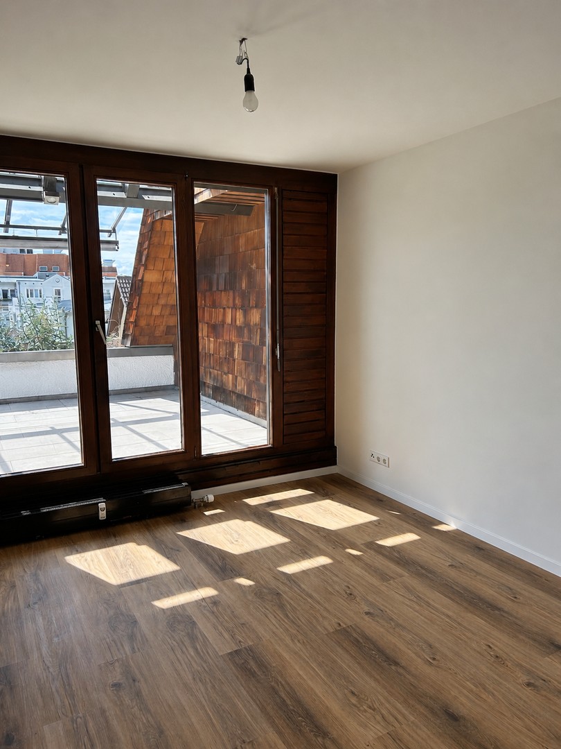 Dachterrassenwohnung im Herzen von Böblingen - 4 Zimmer – Böblingen – Vorschaubild 6