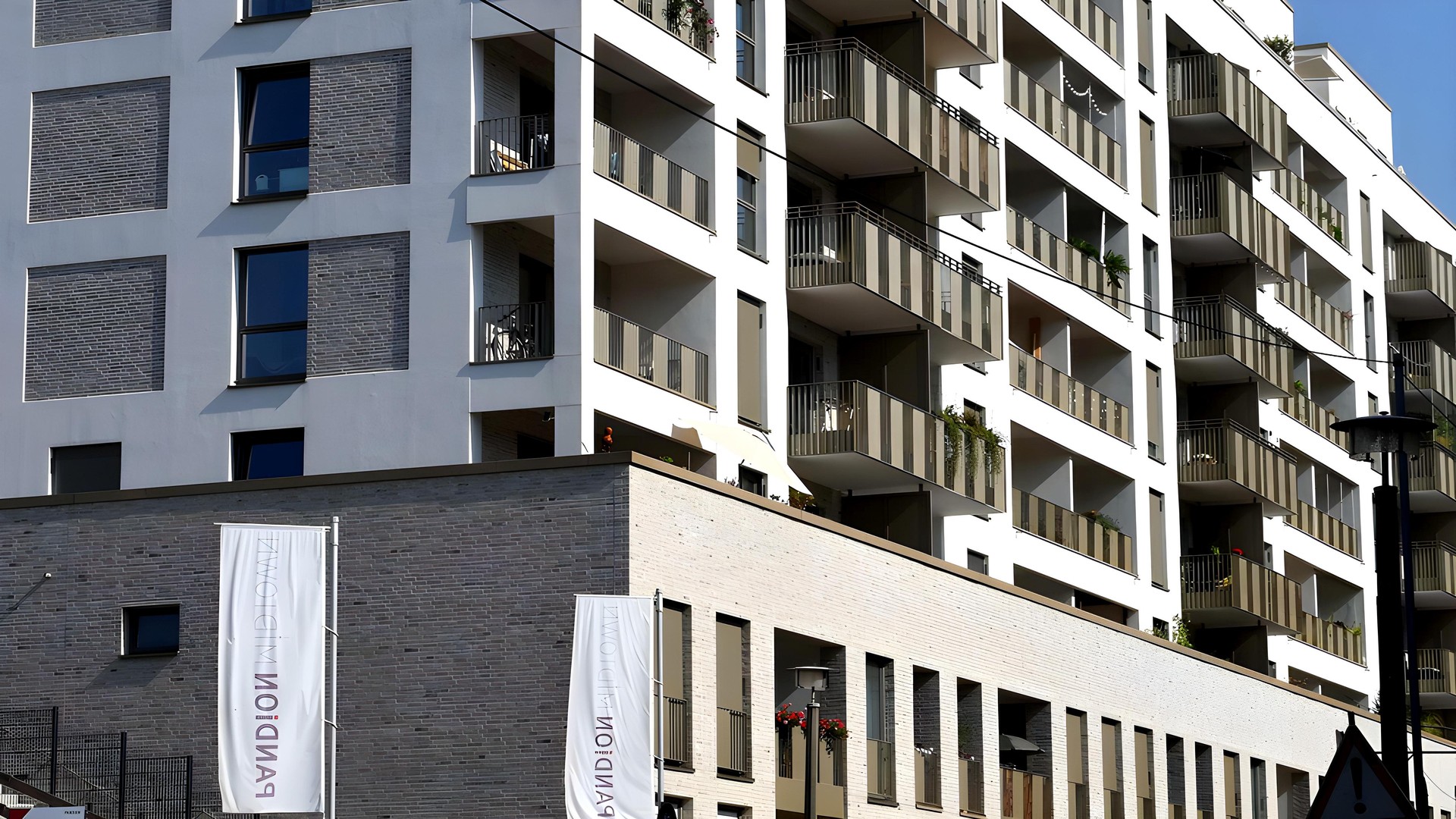 Neubauwohnung in Bestlage Friedrichshain - Großer Sonnenbalkon