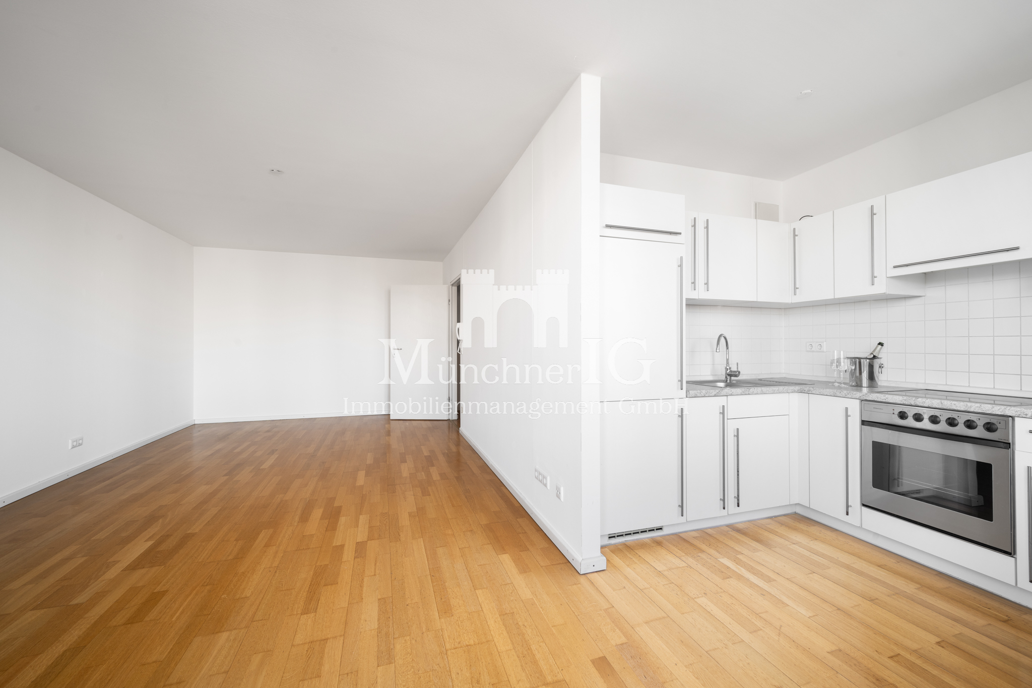 MÜNCHNER IG: Komfortable und schlichte 2-Zimmer-Wohnung in angesagter Innenstadtlage!! – München – Vorschaubild 3