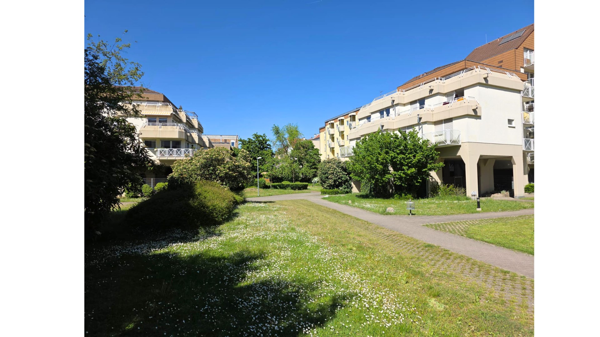 Weststadt: 2-Zi + TG | Technisch modernisiert | Balkon | EBK | FREI | WG geeignet – Karlsruhe – Vorschaubild 24