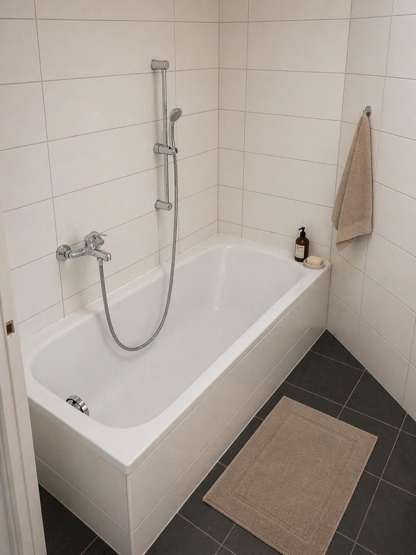 Schöne, renovierte 5,5-Zimmerwohnung zu vermieten – Zeitz – Vorschaubild 8