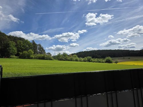 Herrlicher Ausblick! 2 Zimmer-Eigentumswohnung mit Terrasse und Stellplatz in Nüdlingen
