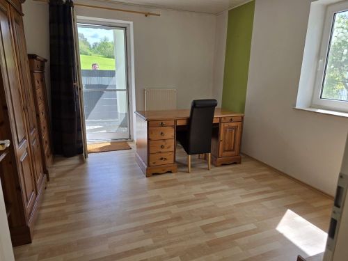 Herrlicher Ausblick! 2 Zimmer-Eigentumswohnung mit Terrasse und Stellplatz in Nüdlingen – Nüdlingen – Vorschaubild 4