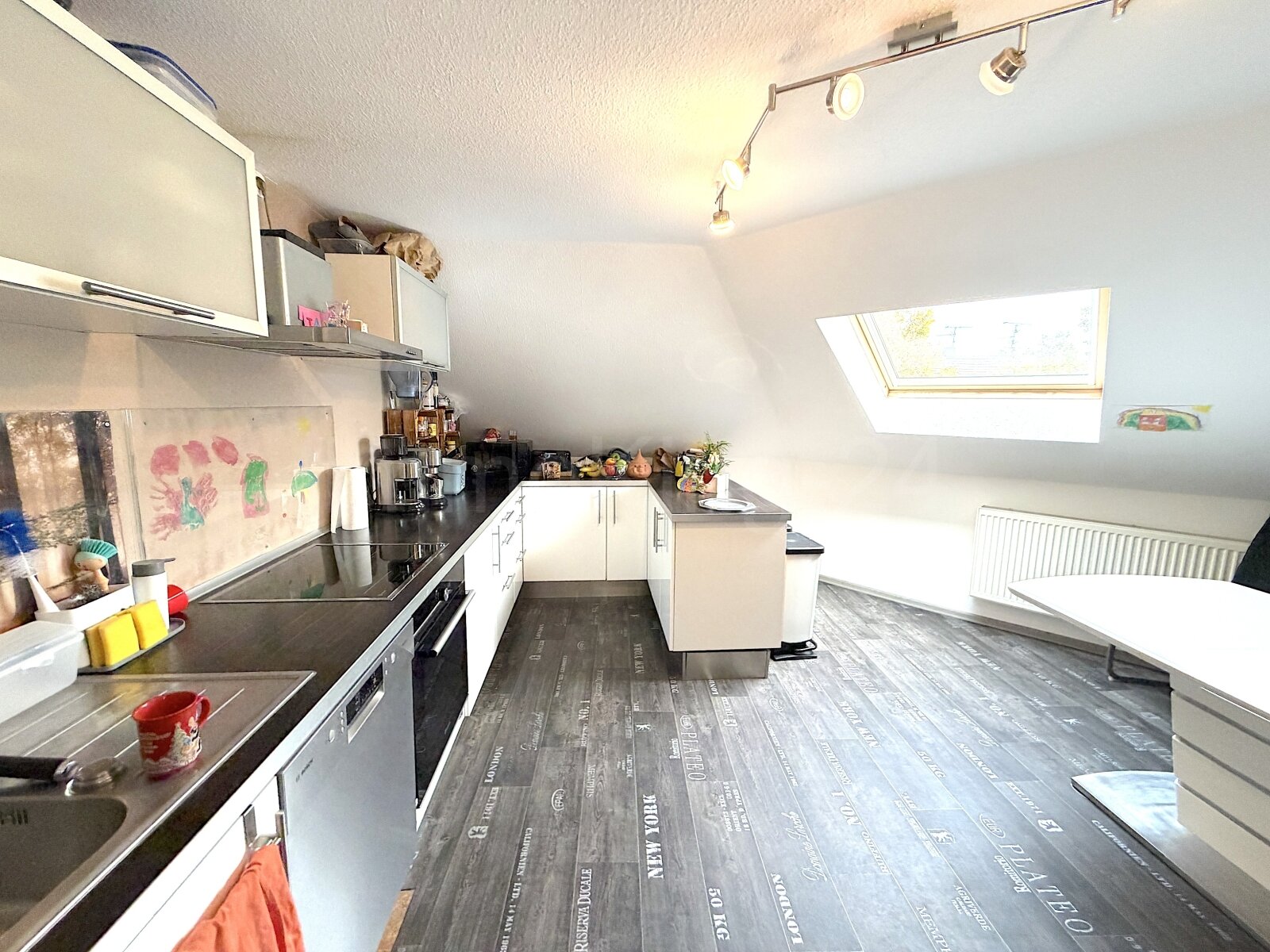 GROSSZÜGIGES MEHRGENERATIONEN HAUS IN ZENTRALER LAGE VON KREFELD – Krefeld – Vorschaubild 15