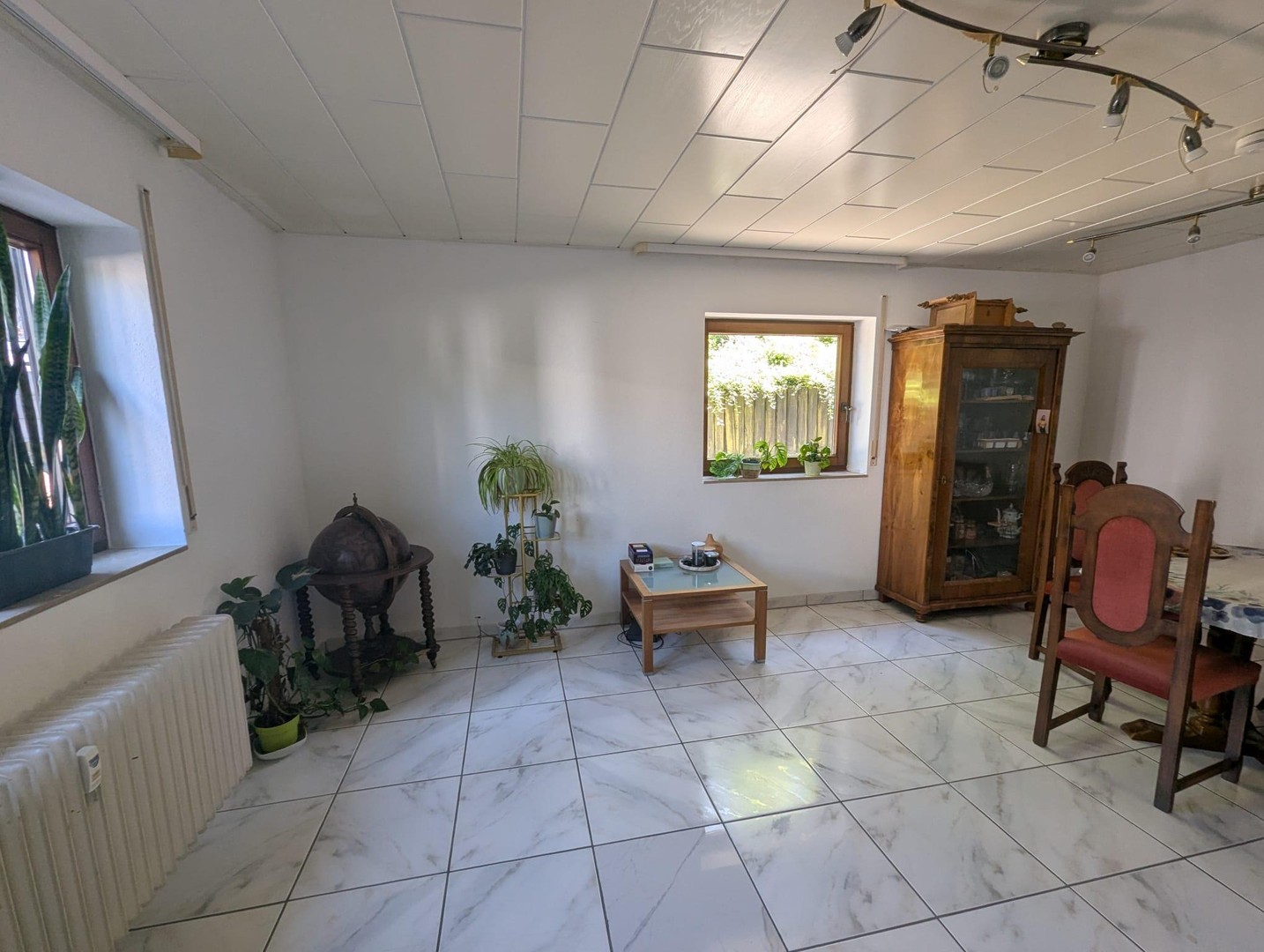 bezugsfreie 3-Zimmer-Wohnung mit Tageslichtbad & Carport in ruhiger Lage von Pfinztal-Wöschbach – Pfinztal – Vorschaubild 2