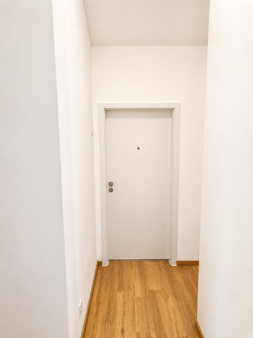 Erstbezug Eichstätt: Möblierte Dachgeschoss-Wohnung im Studentenwohnheim – 15 Min. Fußweg zur Uni – Eichstätt – Vorschaubild 13