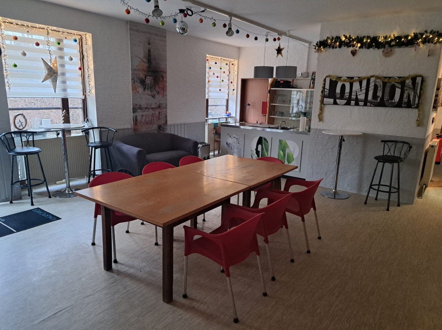 Erstbezug Eichstätt: Möblierte Dachgeschoss-Wohnung im Studentenwohnheim – 15 Min. Fußweg zur Uni – Eichstätt – Vorschaubild 14