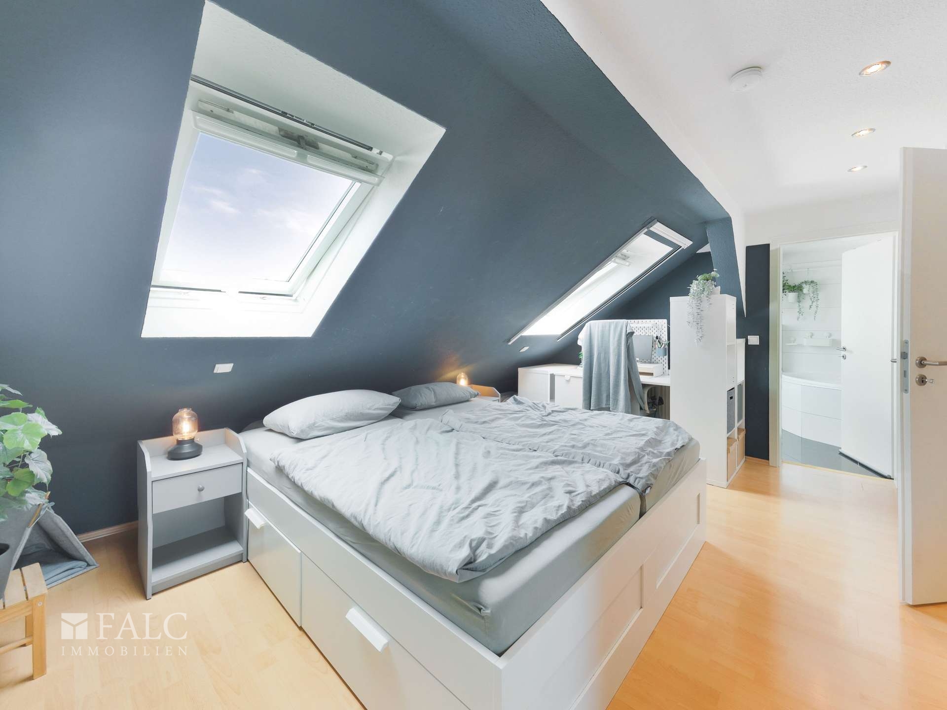 Maisonetteflair trifft Stadtleben: Stilvolle 3 Zimmerwohnung über den Dächern von Elberfeld! – Wuppertal – Vorschaubild 7