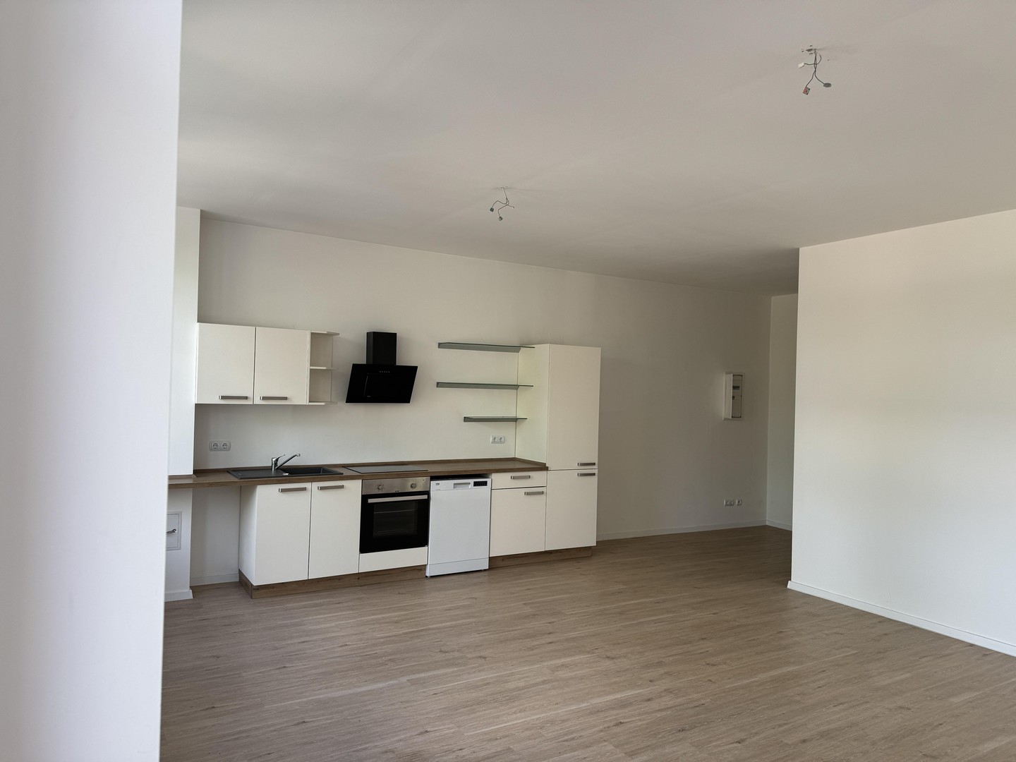 TOP 3 Raum Whg (88qm) mit großer Terasse in Bergen City – Bergen – Vorschaubild 3