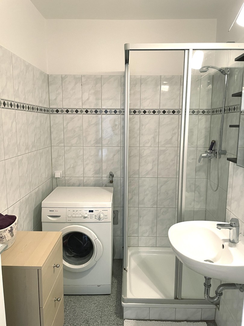 Schöne 2+ Zi. Wohnung PROVISIONSFREI in begehrter Lage in Berlin-Zehlendorf – Berlin – Vorschaubild 16