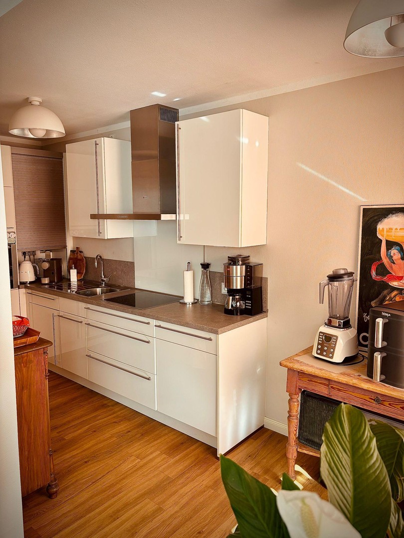 Von Privat urbane Wohnung mit Aussicht – Hamburg – Vorschaubild 4