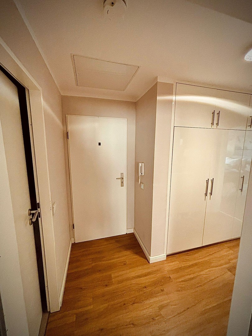 Von Privat urbane Wohnung mit Aussicht – Hamburg – Vorschaubild 8