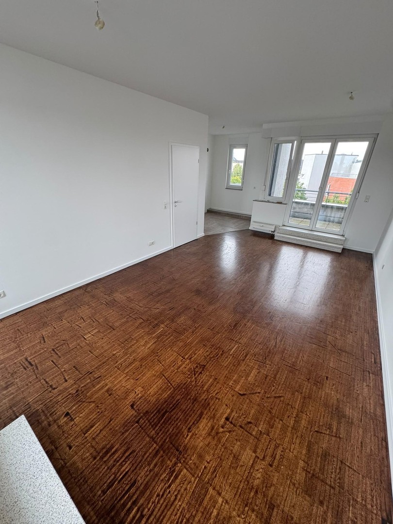 Lichtdurchflutetes Penthouse mit zwei Terrassen - hochwertig saniert in begehrter TH-Nähe – Köln – Vorschaubild 13
