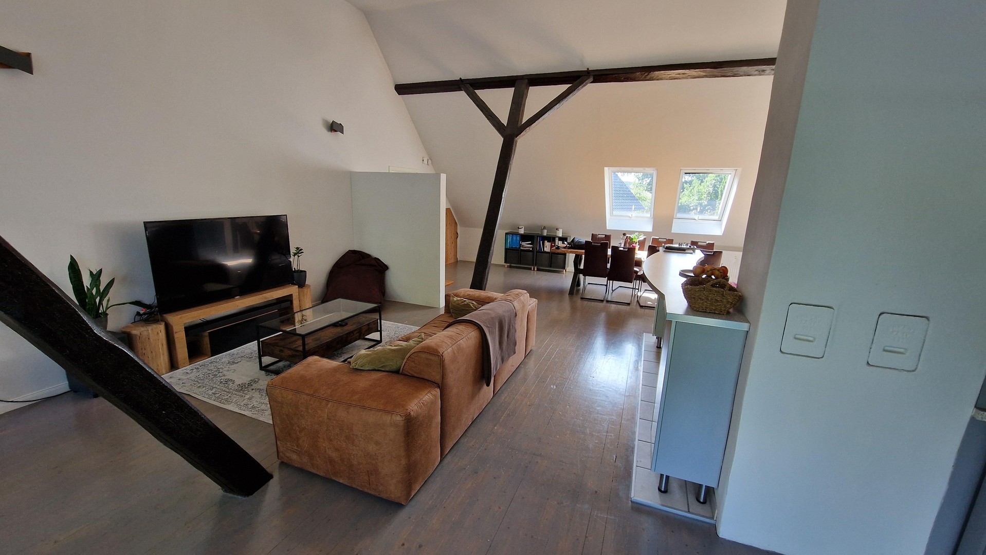 Dachgeschosswohnung mit Gartennutzung im kernsanierten Landhaus – Bavendorf – Vorschaubild 5