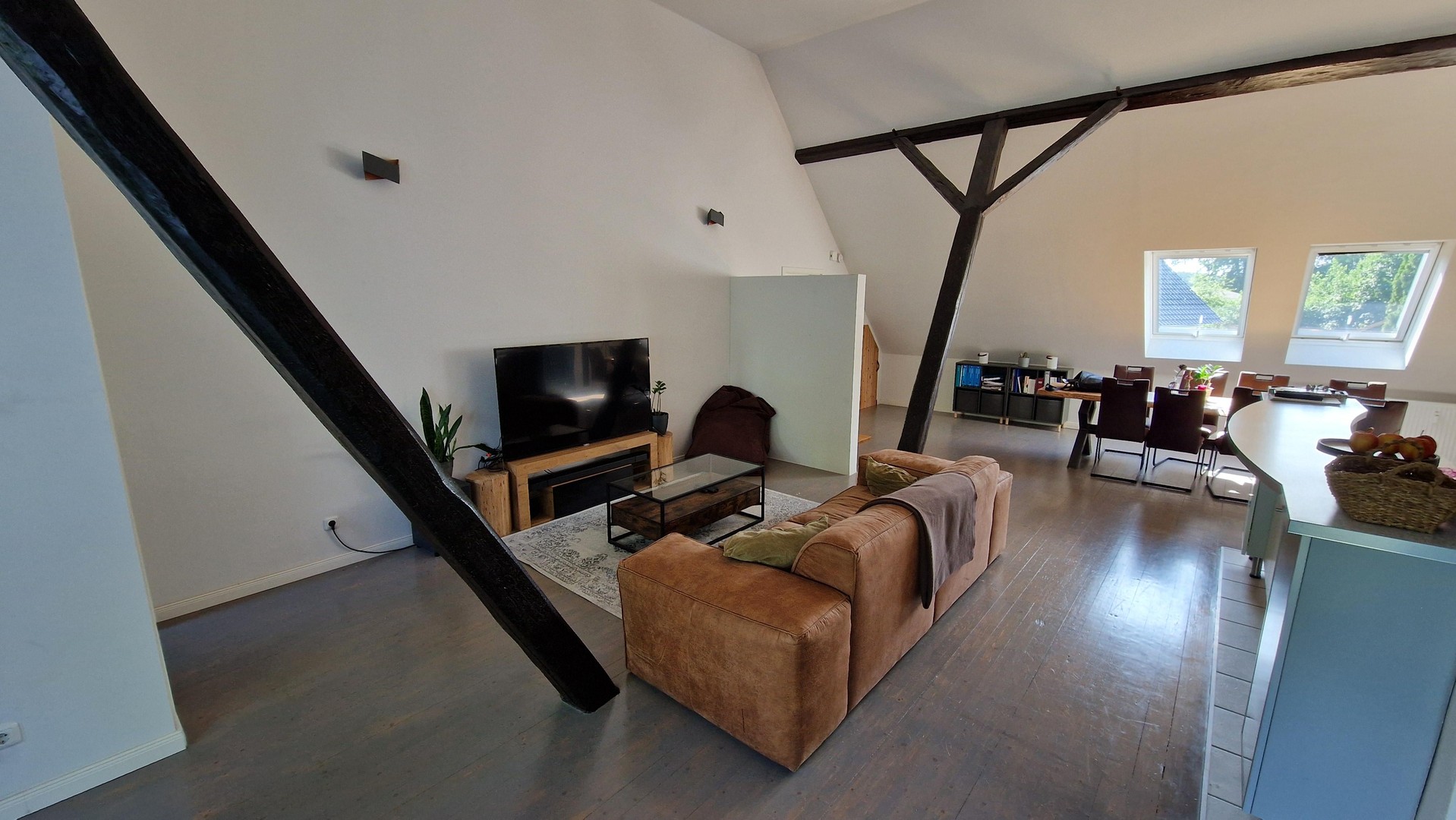 Dachgeschosswohnung mit Gartennutzung im kernsanierten Landhaus – Bavendorf – Vorschaubild 6