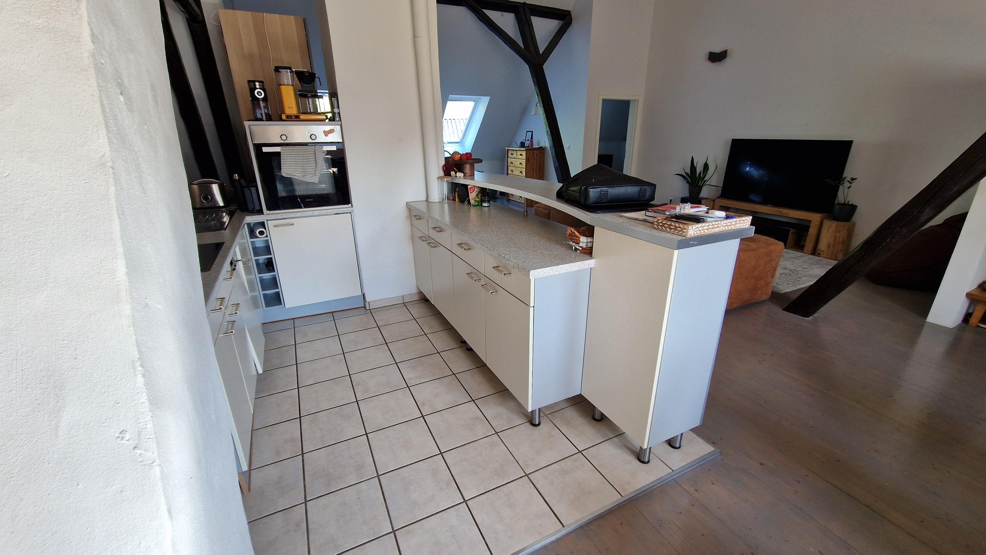 Dachgeschosswohnung mit Gartennutzung im kernsanierten Landhaus – Bavendorf – Vorschaubild 10