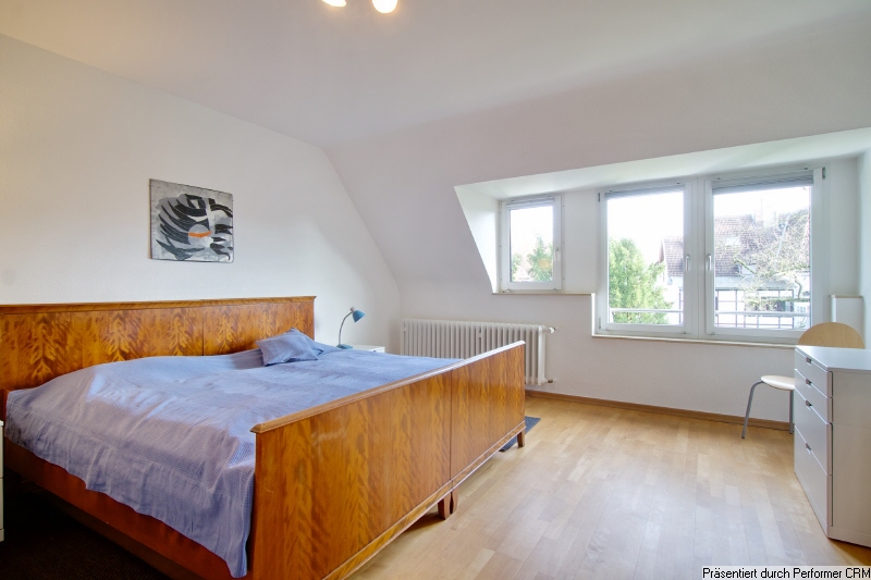 Ansprechend und komplett möblierte Wohnung in sehr schöner Wohnlage, mit Internetzugang und HomeOffice-Raum – Düsseldorf – Vorschaubild 4