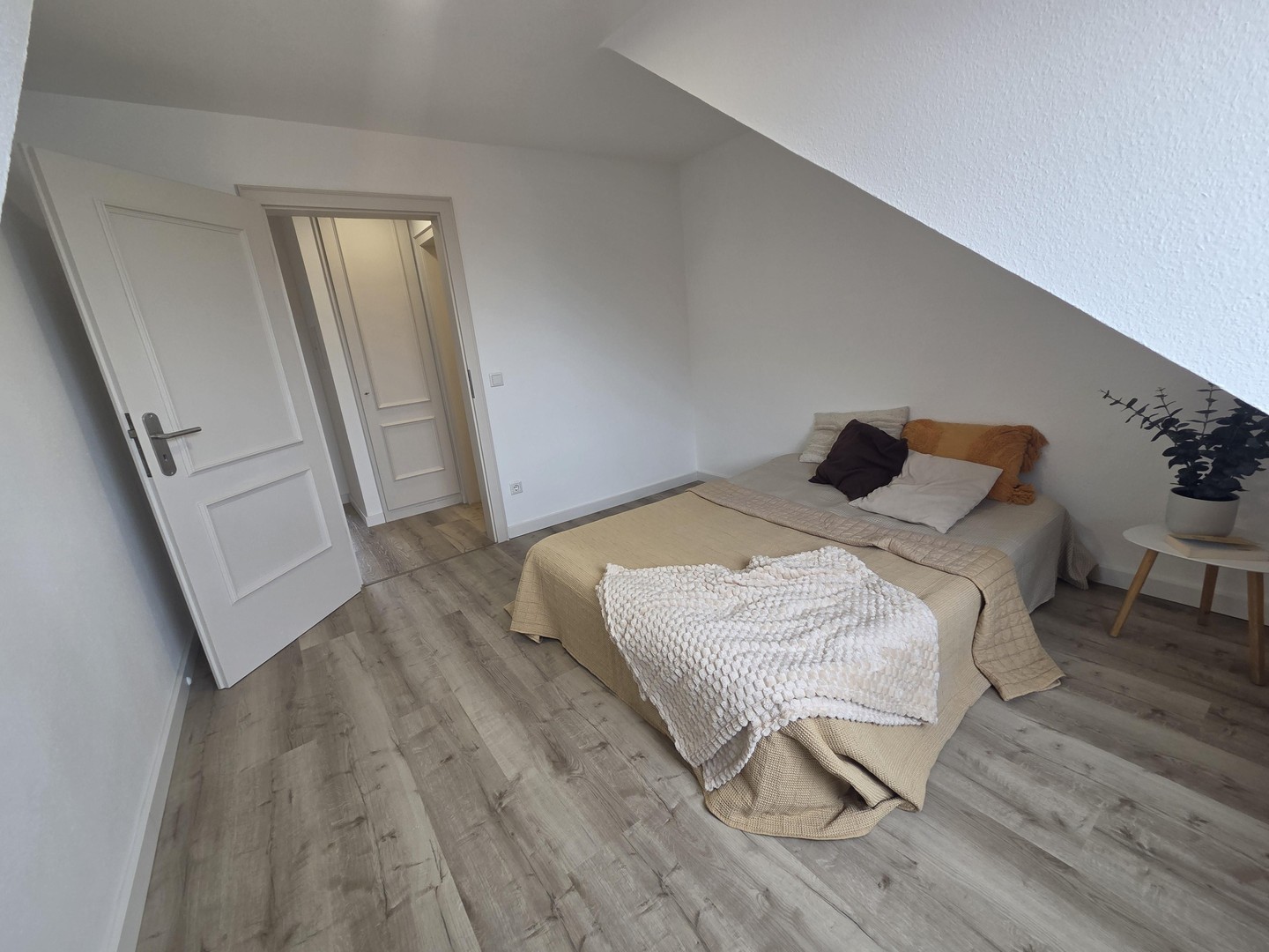 Stilvolle 4-Zimmer-Wohnung in ruhiger, zentraler Lage von Viersen - bezugsfertig & provisionsfrei – Viersen – Vorschaubild 14