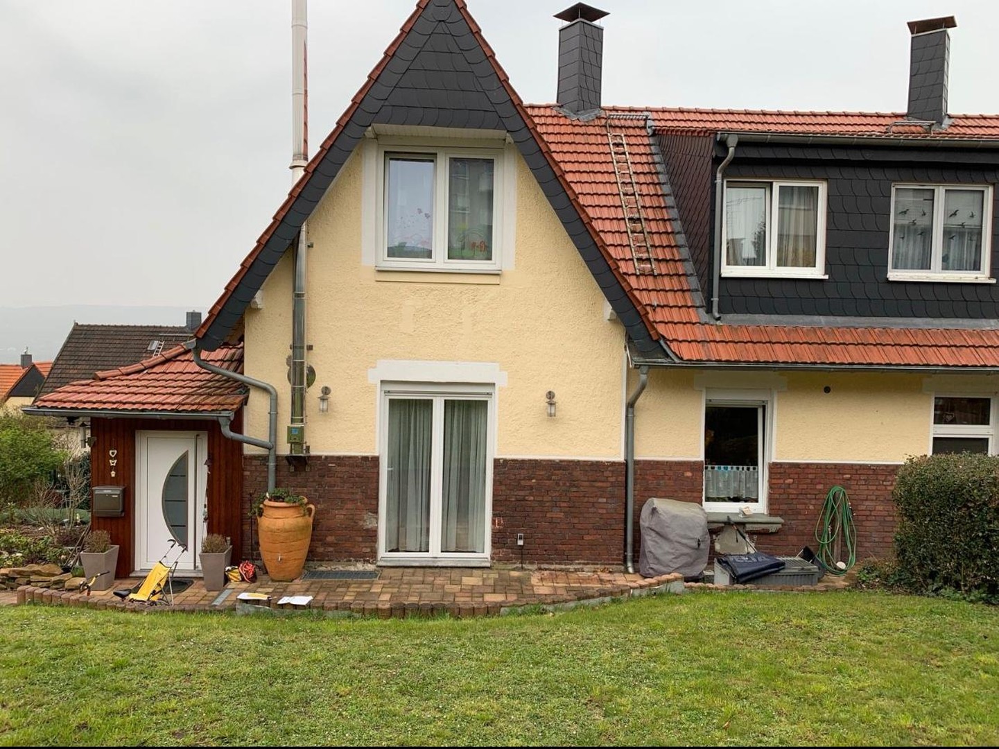 Reiheneckhaus mit Garten, Kamin und Terasse – in Alt-Wetter – Wetter – Vorschaubild 2