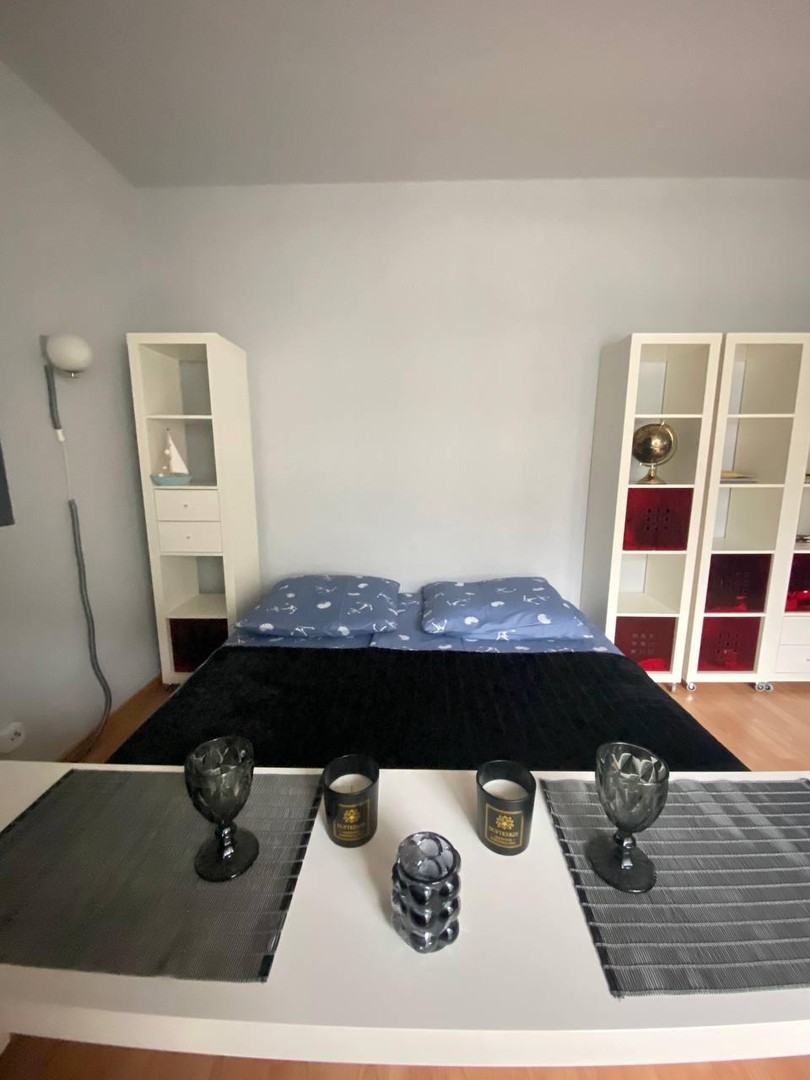 Helle 31 m²-Wohnung mit Balkon nahe Bayerischer Platz – frisch renoviert, fre – Berlin – Vorschaubild 5
