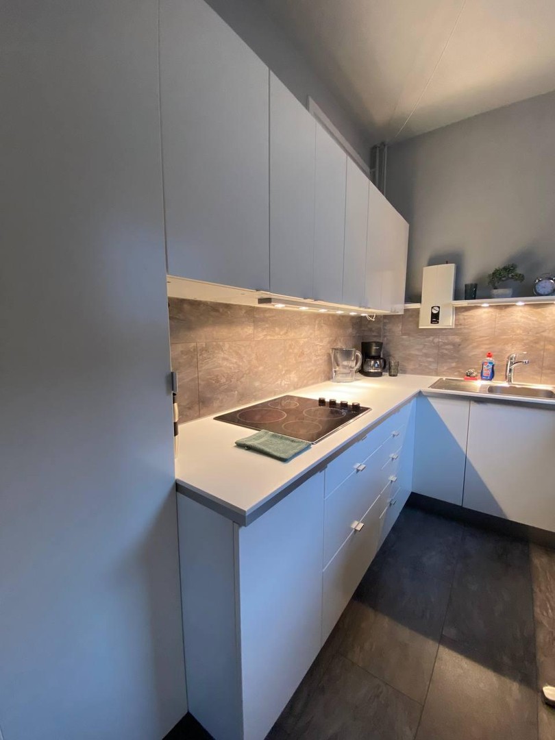 Helle 31 m²-Wohnung mit Balkon nahe Bayerischer Platz – frisch renoviert, fre – Berlin – Vorschaubild 7