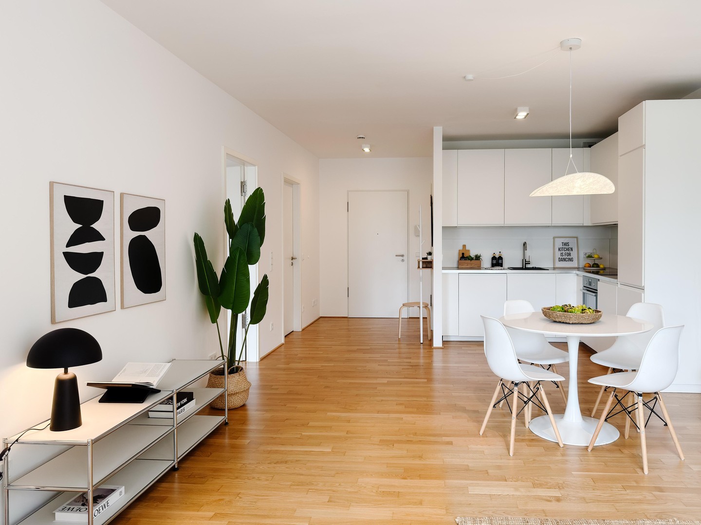 Wohnen am Wasser: Stilvolle 2-Zimmer-Wohnung mit Balkon, Wasserblick und Tiefgarage – Mainz – Vorschaubild 6