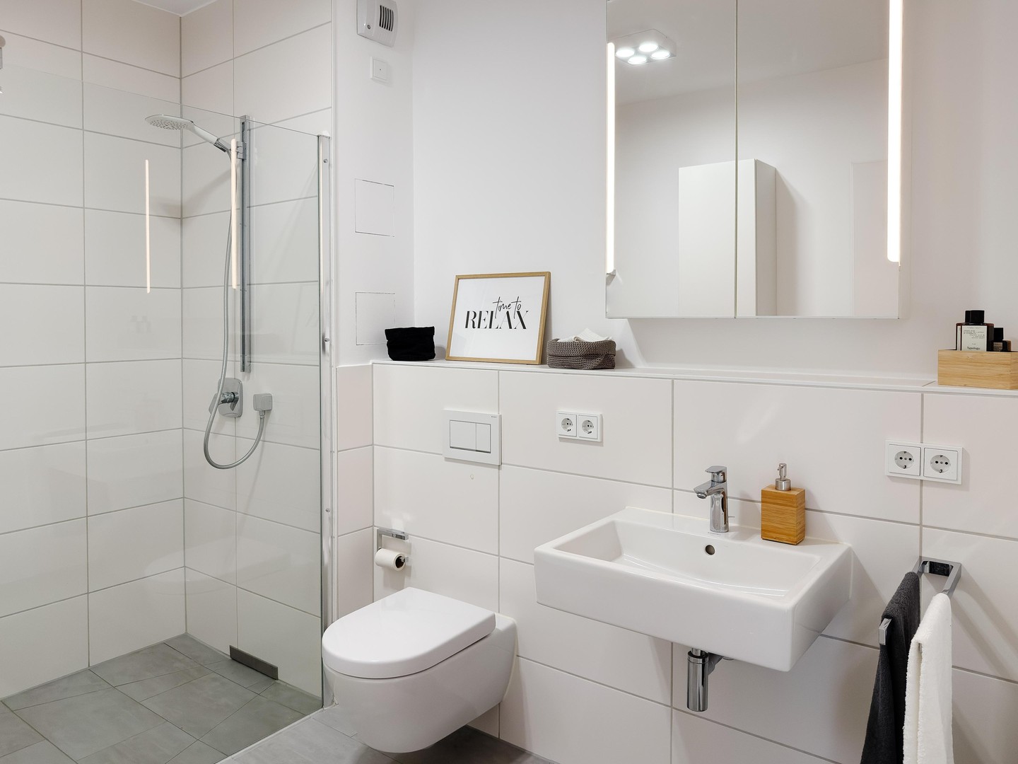 Wohnen am Wasser: Stilvolle 2-Zimmer-Wohnung mit Balkon, Wasserblick und Tiefgarage – Mainz – Vorschaubild 11