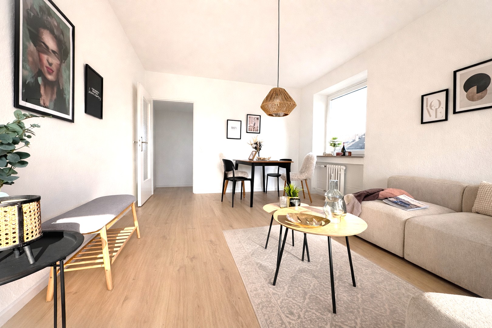 Einzugsbereit und Provisionsfrei * Sonnendurchflutete 2-Zi.-Whg. Stellplatz / sonnig. Balkon – Wiesbaden – Bild 1 von 17