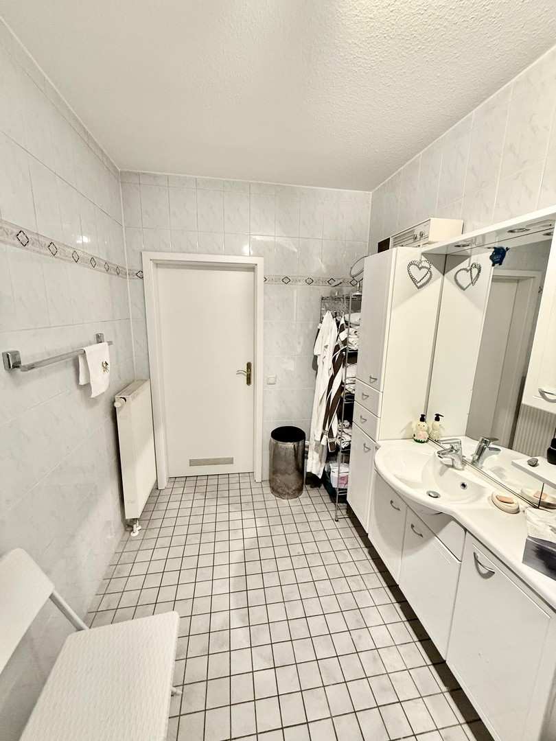 Wunderschöne Wohnung mit Südbalkon in Elsenfeld – Elsenfeld – Vorschaubild 22