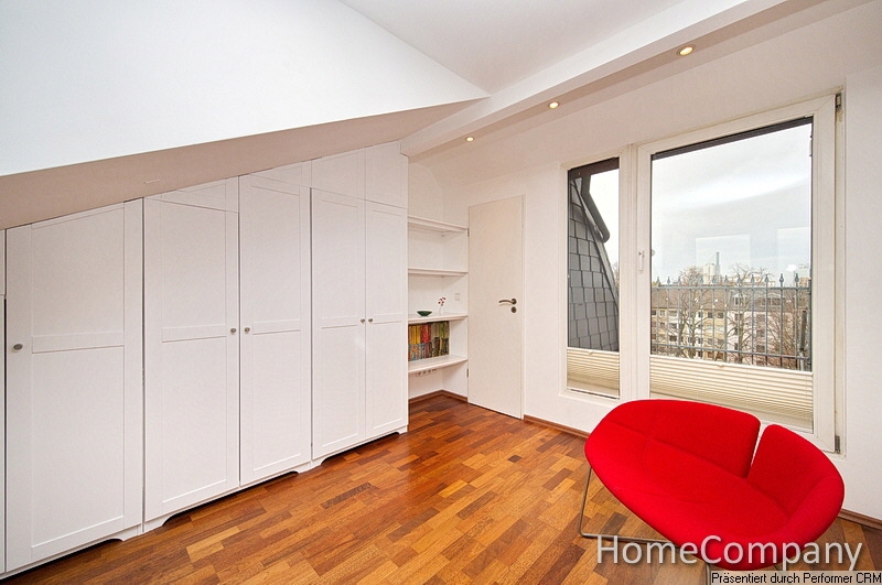 Above the city rooftops! Apartment with all mod cons, including roof balcony and wi-fi, in Düsseldorf’s Oberbilk district – Düsseldorf – Vorschaubild 10