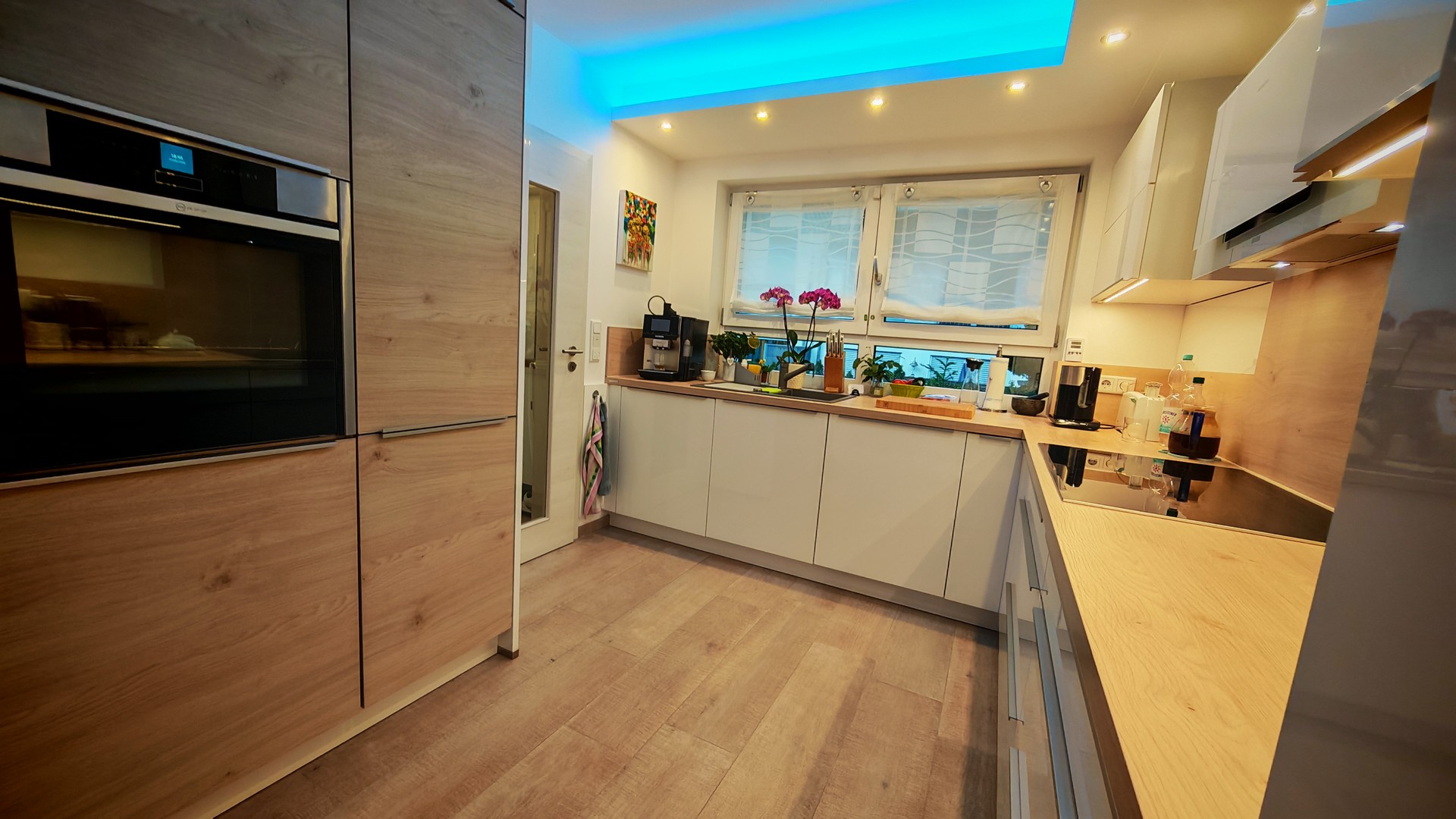 Zeitlose Eleganz trifft modernen Wohnkomfort – hochwertiges Reihenhaus mit exklusivem Interior – ALTDORF B. NUERNBERG – Vorschaubild 11
