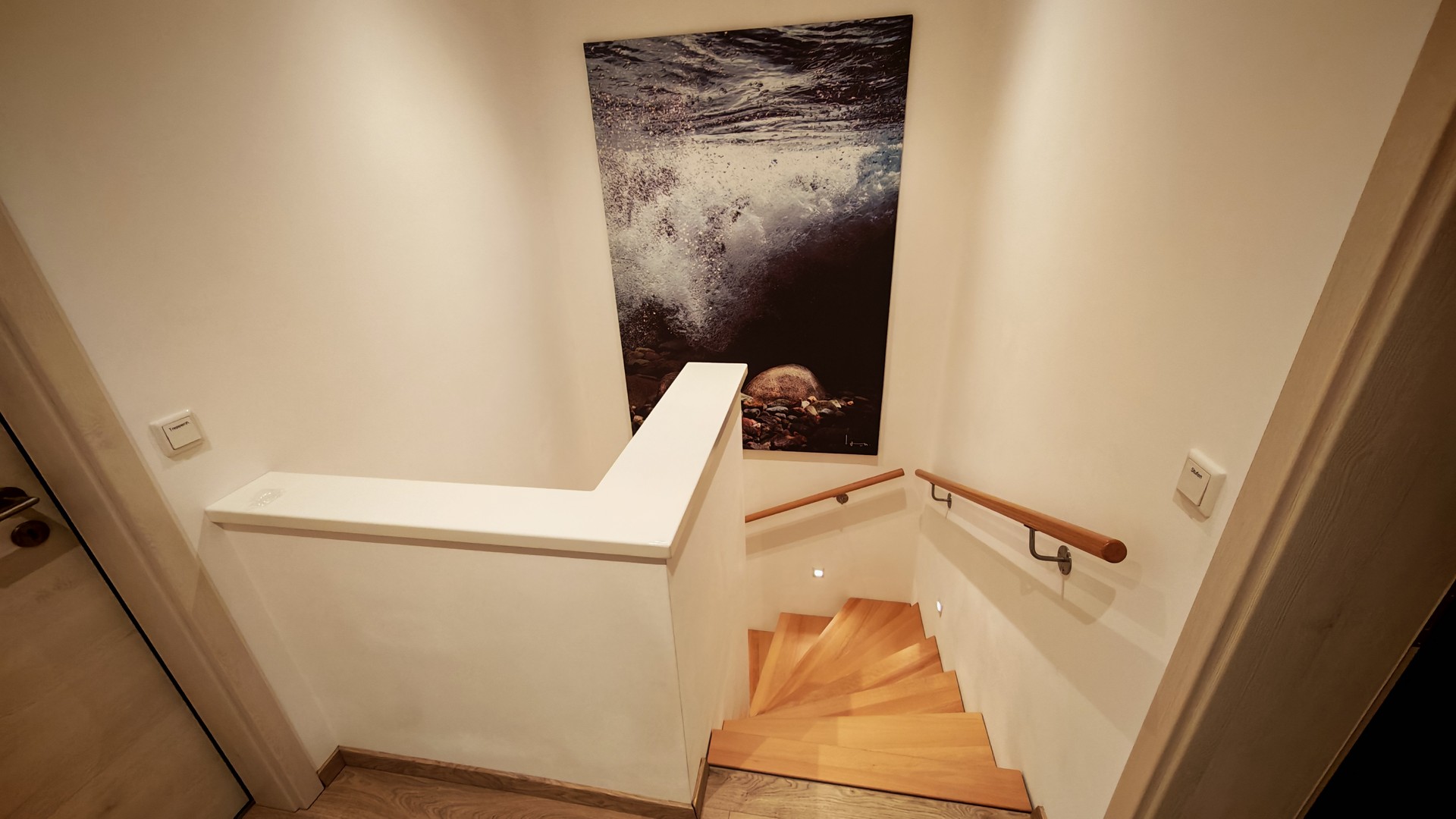 Zeitlose Eleganz trifft modernen Wohnkomfort – hochwertiges Reihenhaus mit exklusivem Interior – ALTDORF B. NUERNBERG – Vorschaubild 17