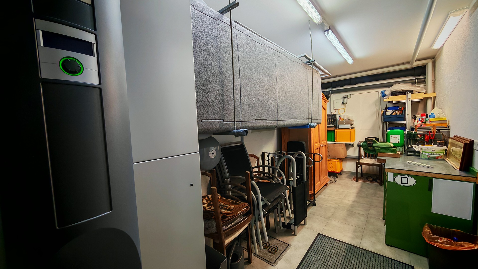 Zeitlose Eleganz trifft modernen Wohnkomfort – hochwertiges Reihenhaus mit exklusivem Interior – ALTDORF B. NUERNBERG – Vorschaubild 30