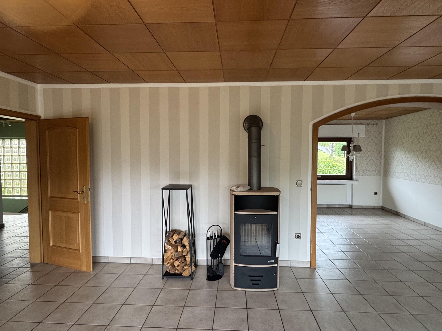 Gepflegtes Einfamilienhaus mit EBK, Balkon, schön angelegtem Garten und Aussicht – Waldbröl – Vorschaubild 12
