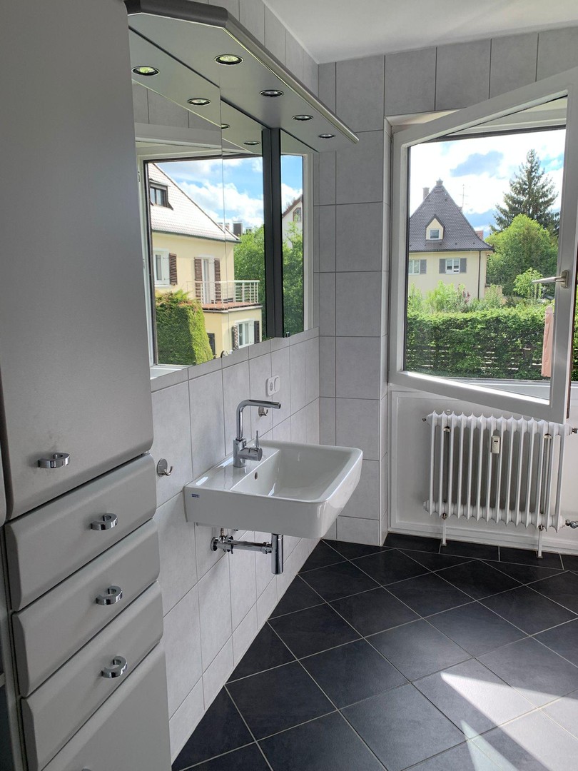 Sehr ruhige und sehr gut geschnittene 111 qm 3-Zimmer-Wohnung in Alt-Laim, wunderschöner Ausblick – München – Vorschaubild 14