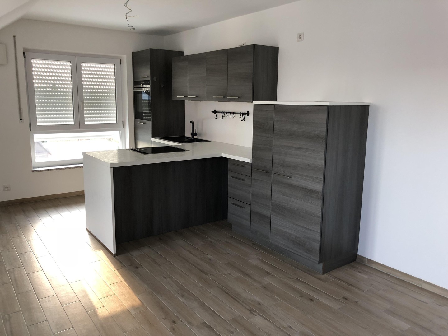 Hochwertige Dachgeschosswohnung in zentraler Lage in Gaimersheim – Gaimersheim – Vorschaubild 2