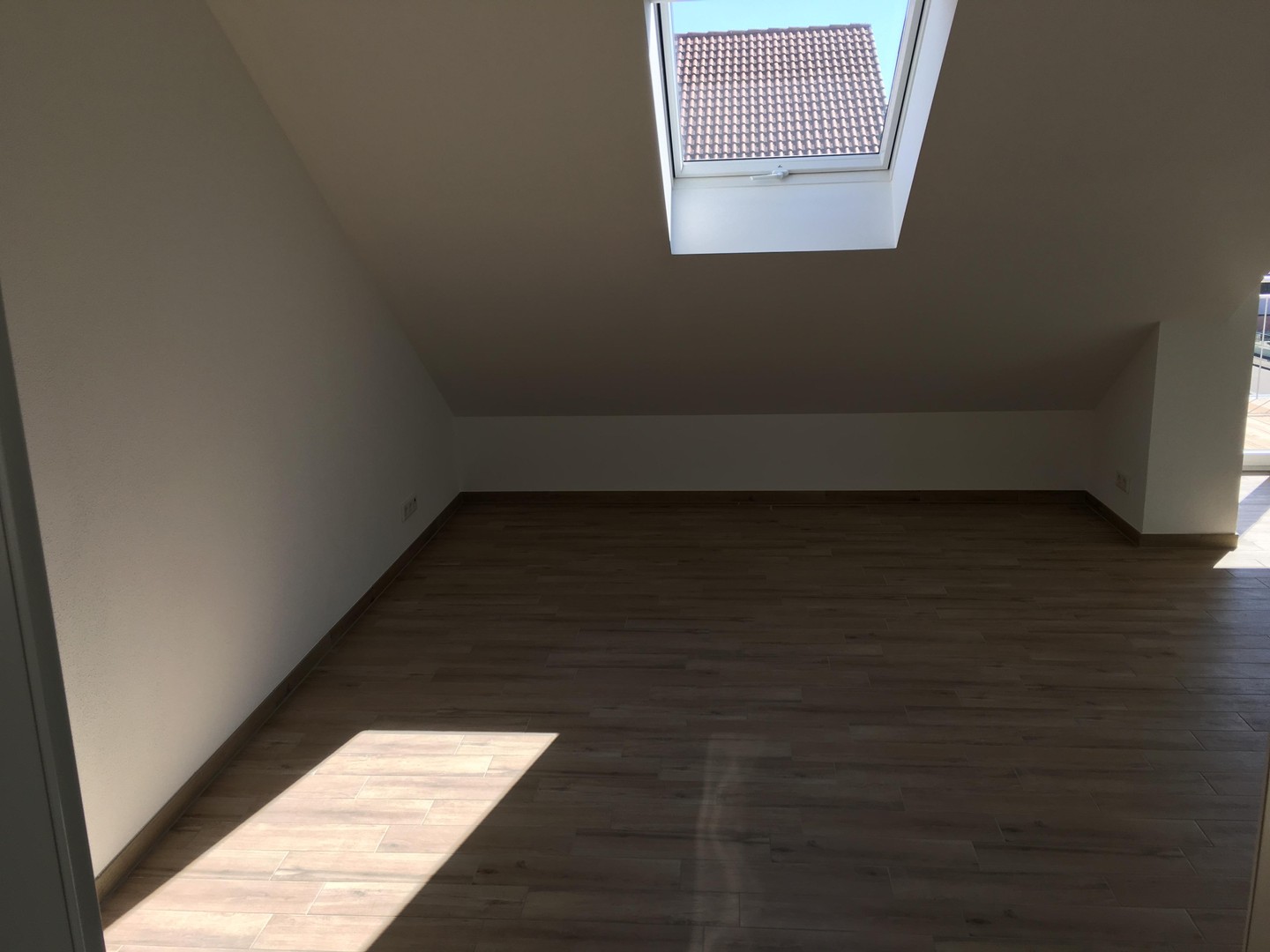 Hochwertige Dachgeschosswohnung in zentraler Lage in Gaimersheim – Gaimersheim – Vorschaubild 11