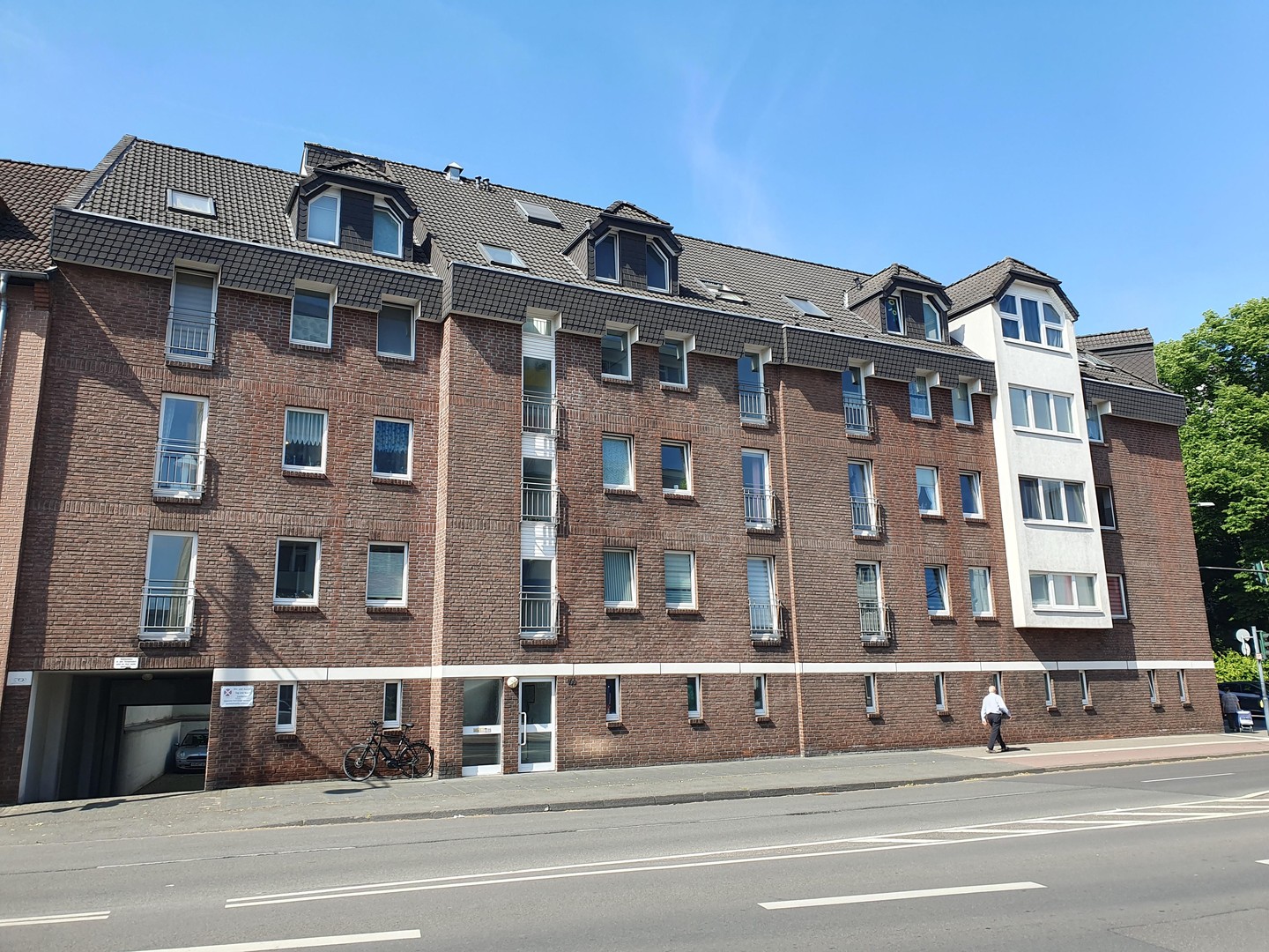 3-Zimmer-Wohnung mit Aufzug, Balkon und Garage in Zentrumsnähe – Krefeld – Vorschaubild 27