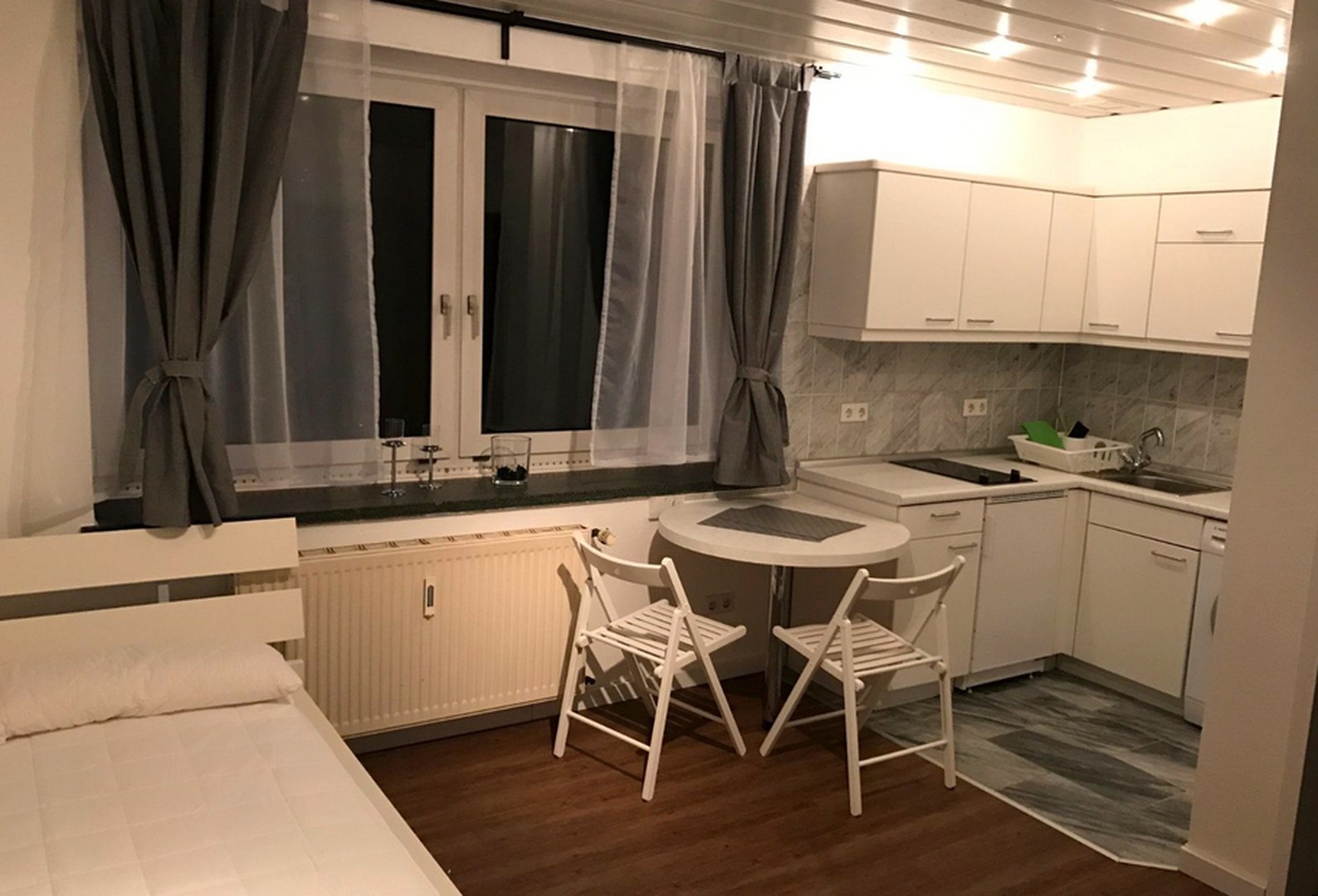 Neuwertige und möblierte Wohnung in Kleefeld (in der Nähe MHH) – Hannover – Vorschaubild 3