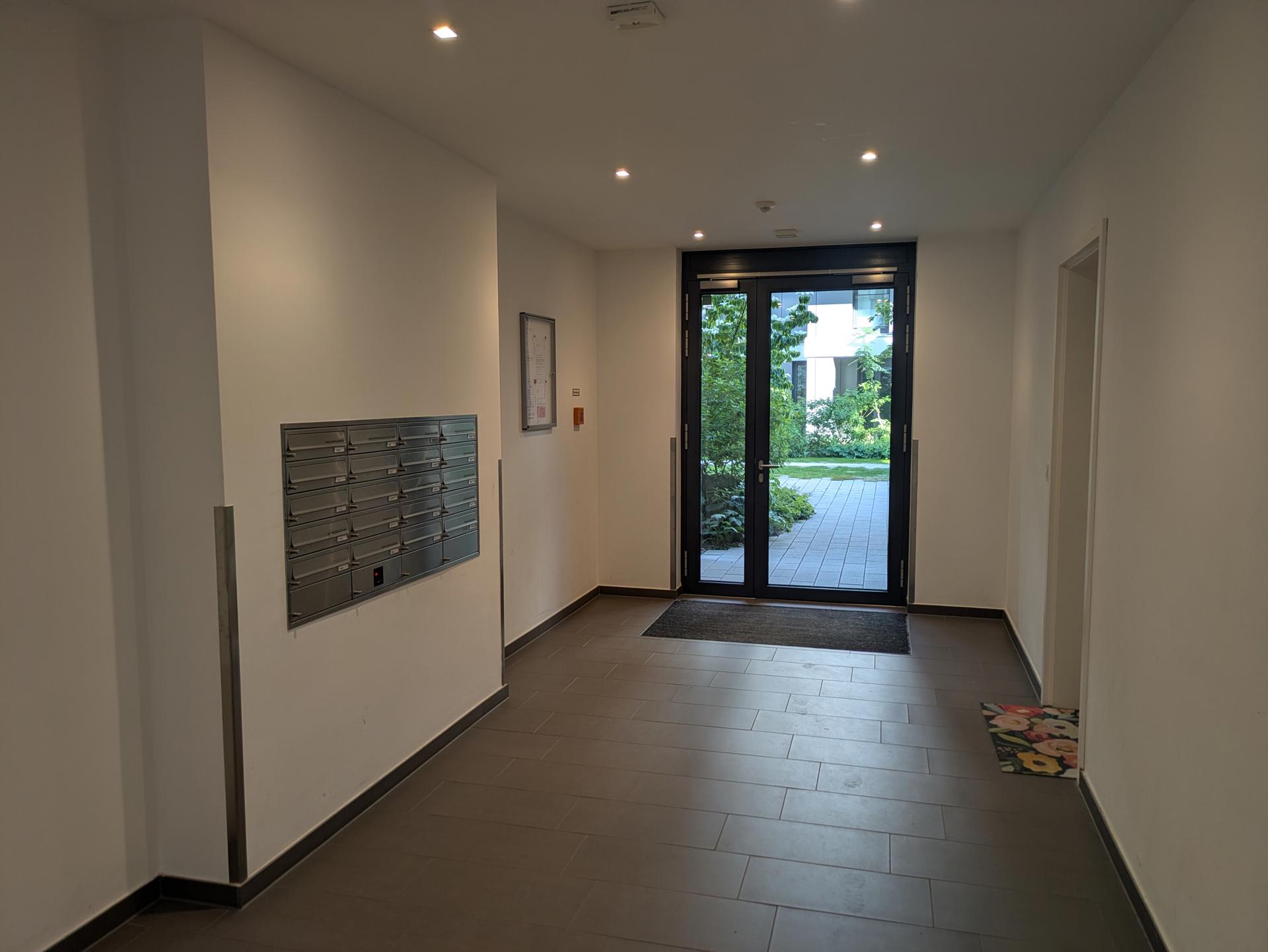 Modernes Wohnen in „The Garden“ – stilvolle 3-Zimmer-Wohnung mit Balkon – Berlin – Vorschaubild 8
