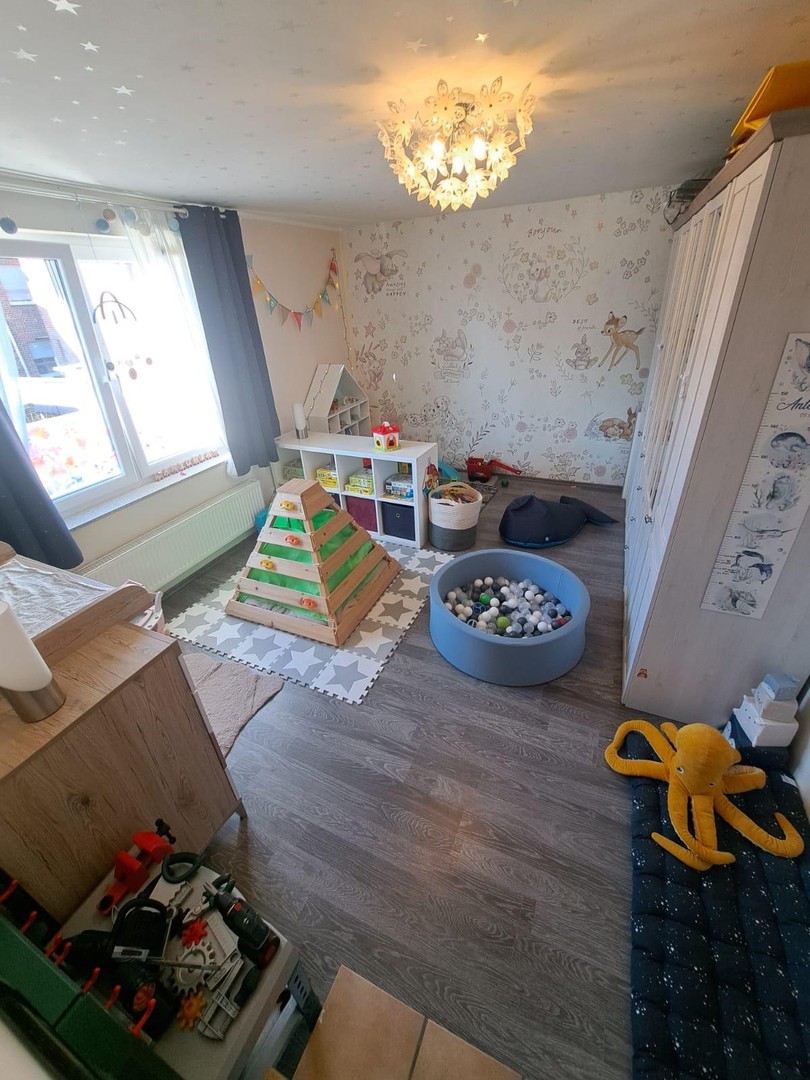 Freistehendes Einfamilienhaus mit Küche, PV, Wallbox, Garten – Alsdorf – Vorschaubild 8