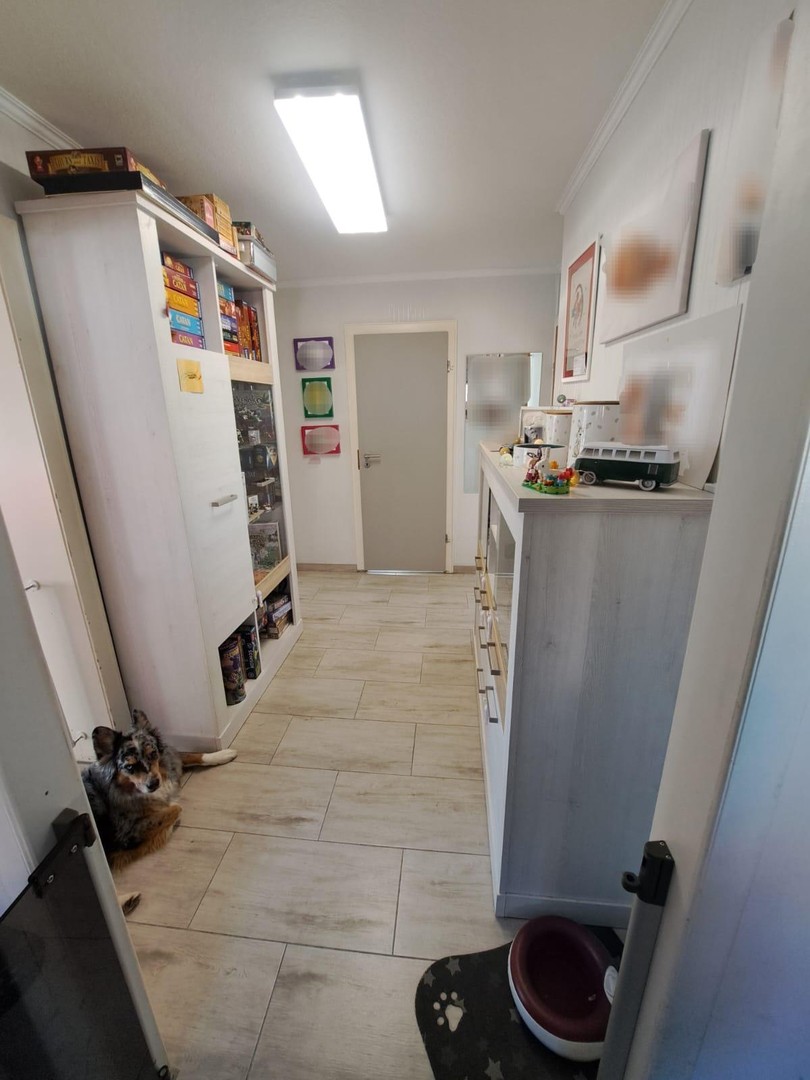 Freistehendes Einfamilienhaus mit Küche, PV, Wallbox, Garten – Alsdorf – Vorschaubild 12