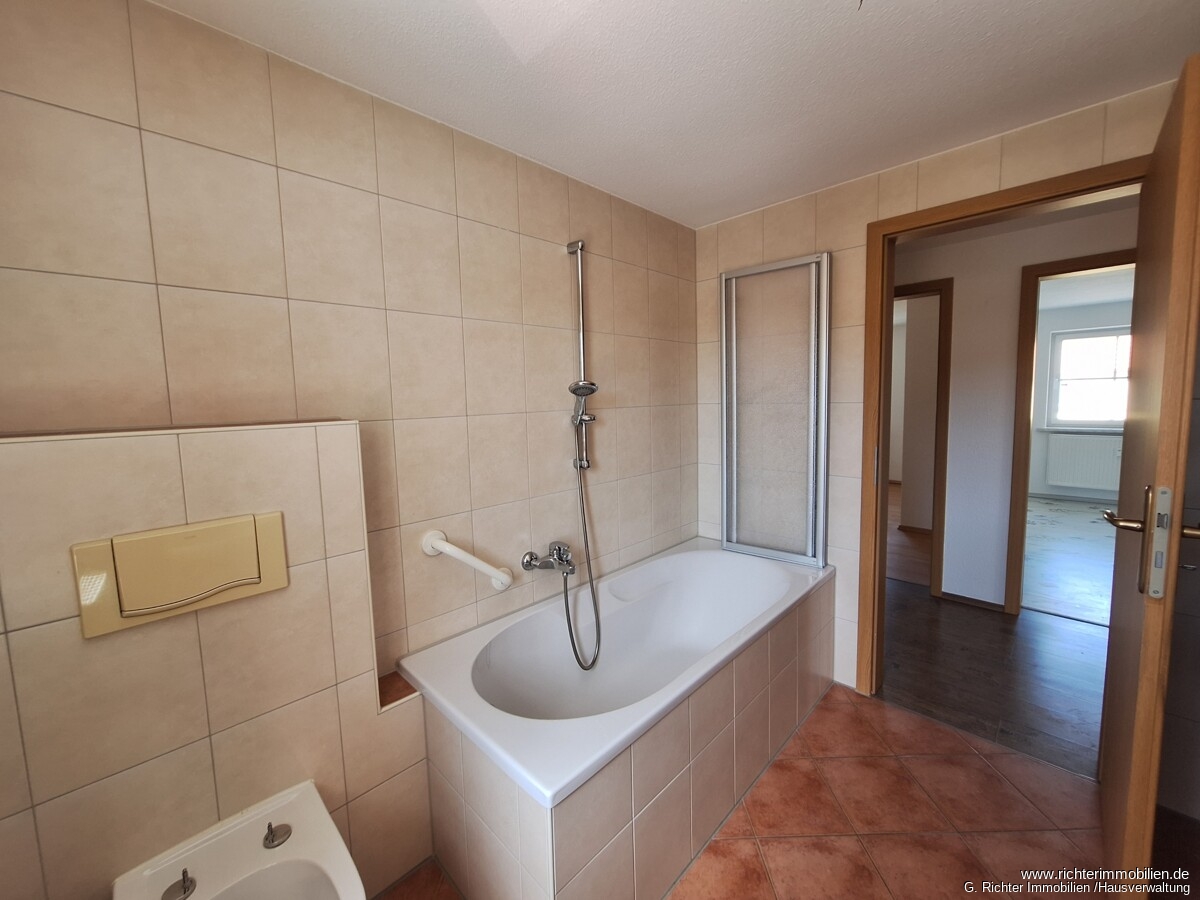 3-Raum-Wohnung mit Balkon – Freiberg – Vorschaubild 10