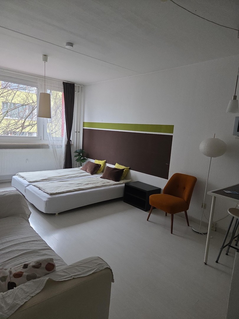 Schöne provisitionsfreie 1-Raum Wohnung in Mitte nahe Alexanderplatz – Berlin – Vorschaubild 2