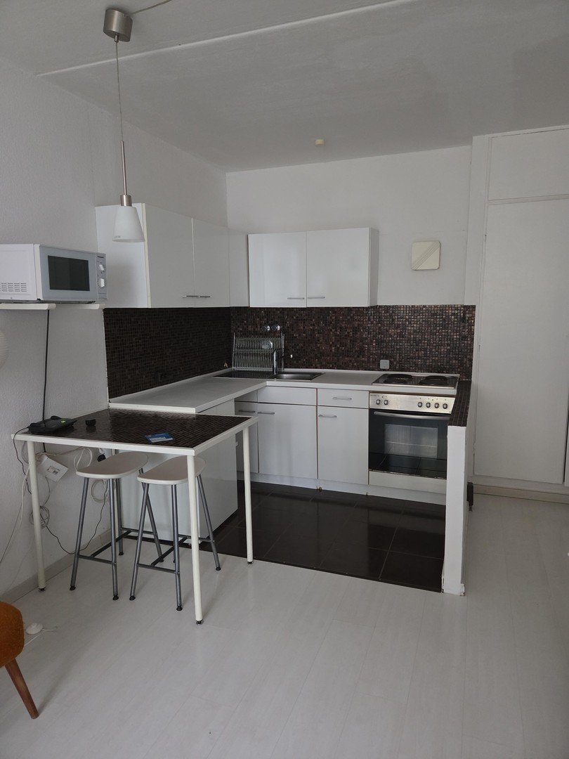 Schöne provisitionsfreie 1-Raum Wohnung in Mitte nahe Alexanderplatz – Berlin – Vorschaubild 4